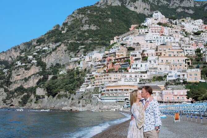 1 Hour Private Photoshoot in Positano - Meeting at Chiesa di Santa Maria Assunta: the photo “anchor” spot