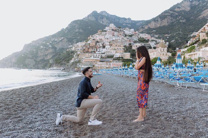 1 Hour Private Photoshoot in Positano - From lively shots to the beach: where the session really turns