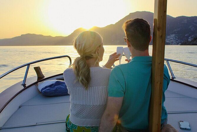 2 Hours Sunset Cruise of Positano - Route rundown: Positano pier, Praiano area, and the Furore bridge stop