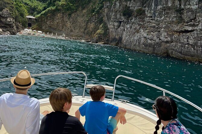 Amalfi Coast All Inclusive Premium Private Boat Tour - Food, music, and the staff factor (the part you feel, not just see)