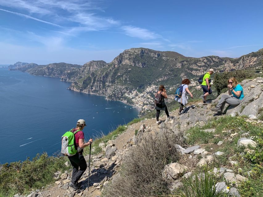 Amalfi Coast: Path of the Gods Private Walking Tour - Nocelle finish: rest, lunch choices, or stairs down to Positano