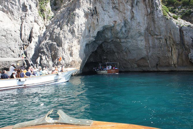 Capri & Blue Grotto Small Group Full-Day Boat Tour from Positano - Drinks, Mood, and the Skipper Factor