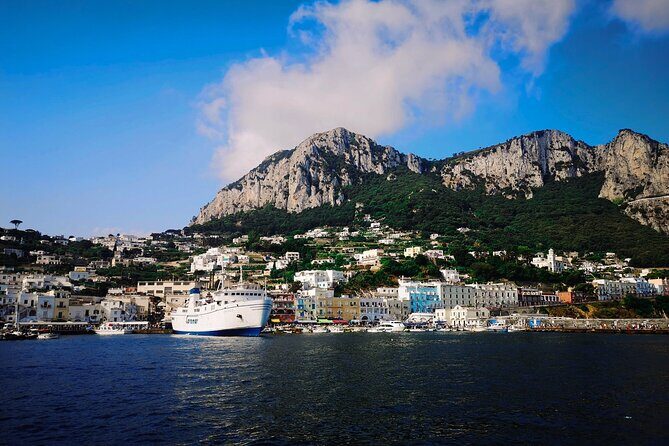Capri: discover the beauties of the island aboard a Luxury Boat - Blue Grotto Add-On: Decide Before You Go, Not When You’re Standing There
