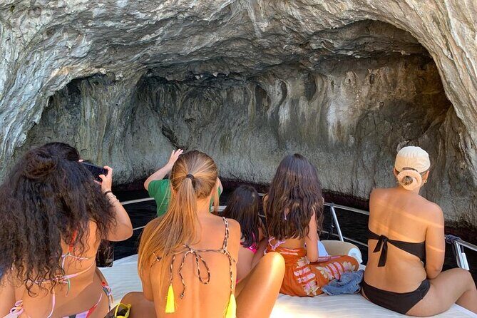 Capri Private all inclusive Boat Tour with City Exploration - A private Capri boat day from Positano, with your own rhythm