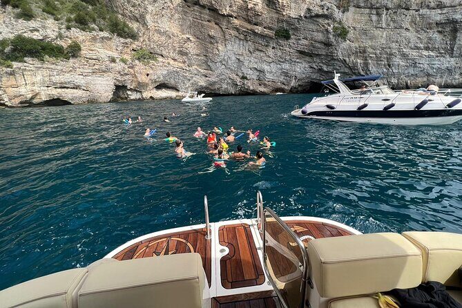 Capri Private all inclusive Boat Tour with City Exploration - An aperitif break that feels like part of the vacation