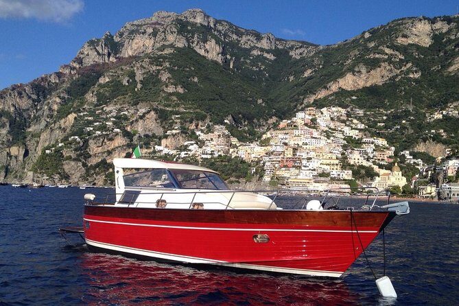 Capri Private Boat Tour from Positano, Praiano or Amalfi - Meeting point and starting time: getting onto the water smoothly