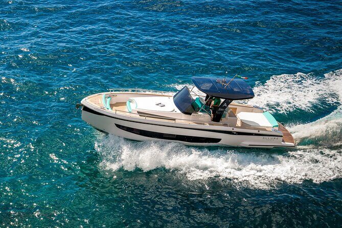 Discover the Amalfi coast between traditions, flavors and colors with a private tour - Amalfi for 3 Hours: Maritime Republic Streets and Your Lunch Choice