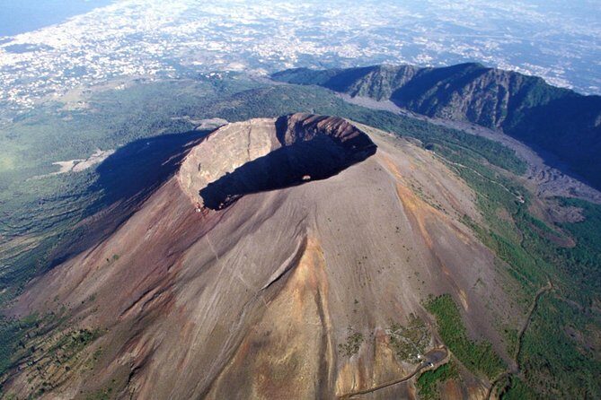 Enjoy Pompeii & Mt. Vesuvius: Semi-Private Tour from Positano - Who this tour suits best (and who might choose something else)