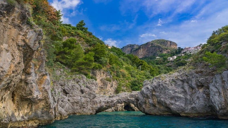 From Positano: Amalfi Coast and Emerald Grotto Group Cruise - Atrani, Minori, and Maiori: Sea Views Without the Grind