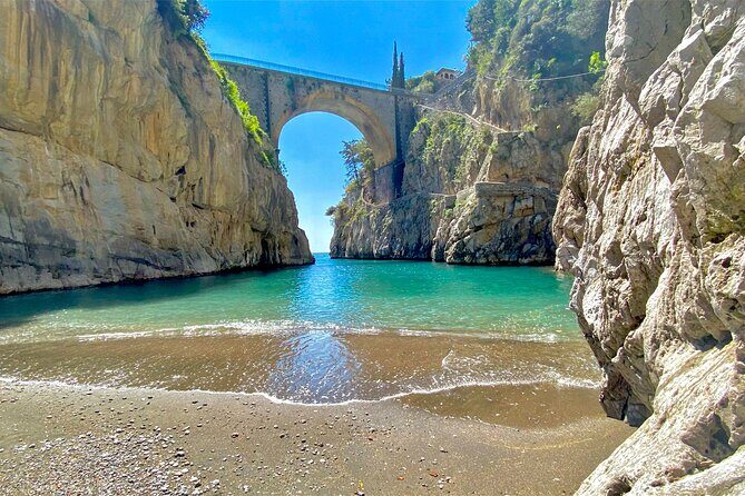 From Positano or Praiano: 2H Private Amalfi Coast speed tour - Stop 2: Praiano and Tras e Iesc caves (including the swim option)