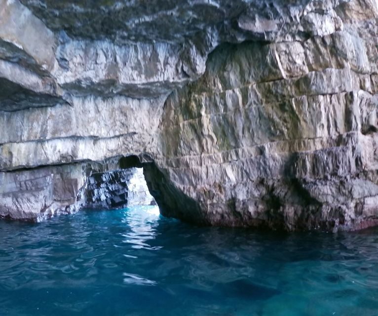 From Positano/Praiano: Amalfi Coast Speedboat Tour - Praiano’s Tras e Iesc caves: the experience behind the name