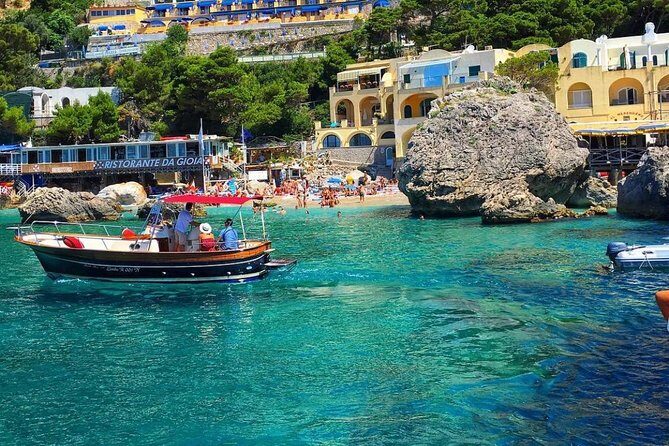 Full day in Positano with Gozzo - Grotta Verde and the cave lineup: what you’re really paying for