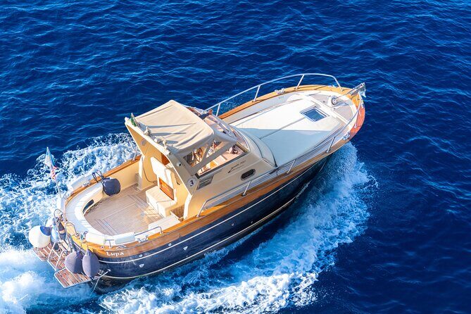Full Day Private Amalfi Coast Cruise from Positano or Praiano - What’s included onboard (so you can budget realistically)
