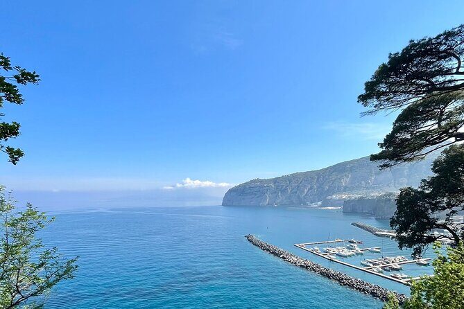 Guided tour of the history and tradition of the Sorrento lemon - Terrace tasting with sea views: bread, marmalade, lemonade, limoncello