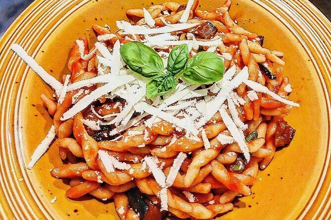 Hands-On Pasta and Tiramisu Class in Positano with Local Family - What you’ll cook: the pasta variety comes straight from the coast
