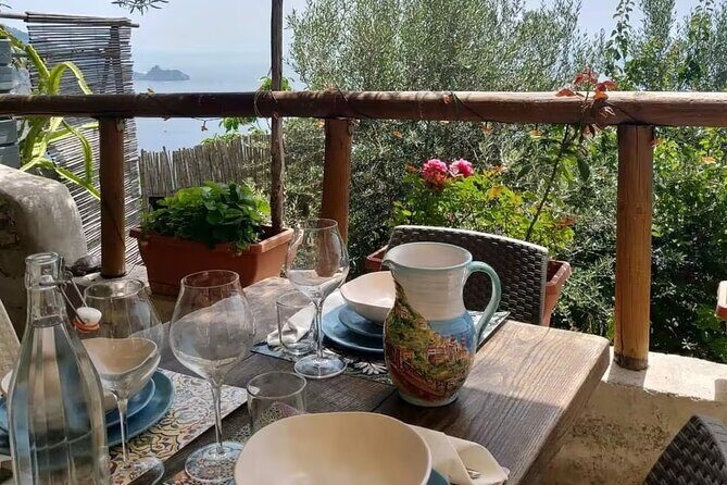 Hands-On Pasta and Tiramisu Class in Positano with Local Family - Eating together: what the meal adds to the lesson