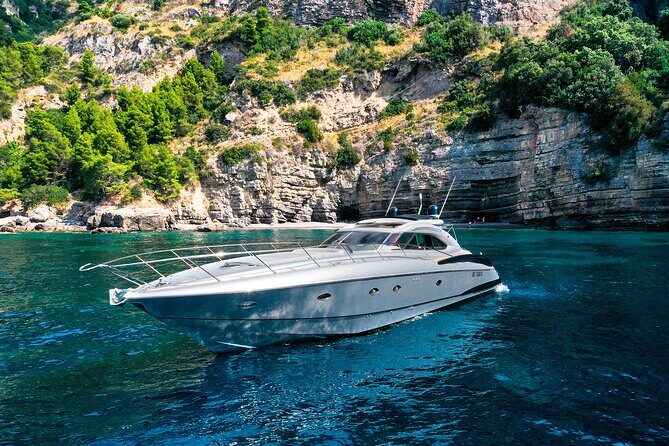 He said yes! Marriage Proposal at Sunset - Why a sunset boat proposal in Positano hits differently