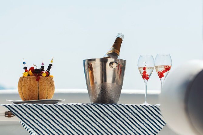 Luxury Cruises - The Big Stars on the Amalfi Coast Route