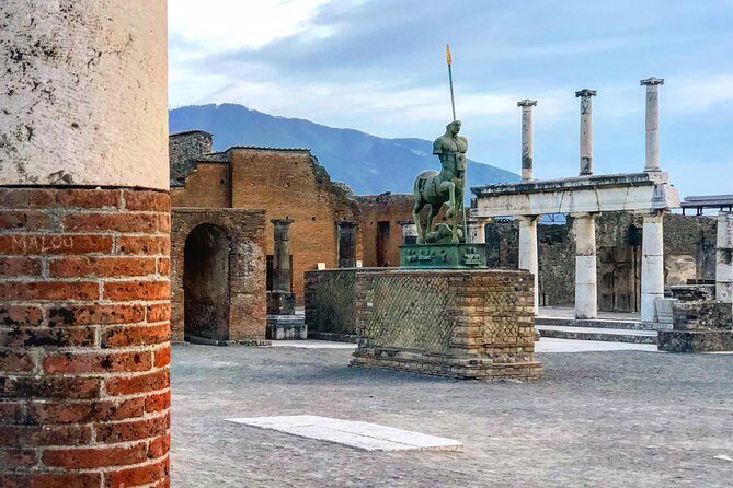Pompeii & Vesuvius with Lunch & Wine Tasting from Positano - Winery lunch at Vigna delle Rose (Casa Setaro): what’s included, what might vary