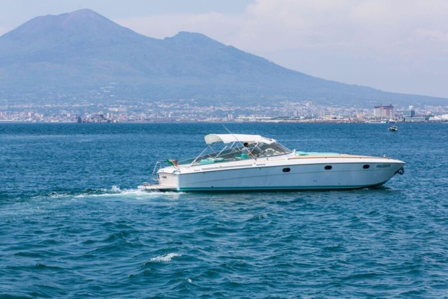 Positano: Boat Tour of Capri with Drinks and Snacks - Time on Capri: flexible hours, lunch realities, and how to plan