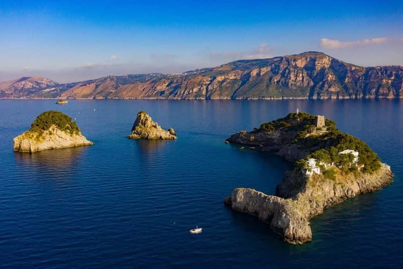 Positano: Capri Boat Tour with Swimming, Drinks, and Snacks - Key Points You’ll Care About