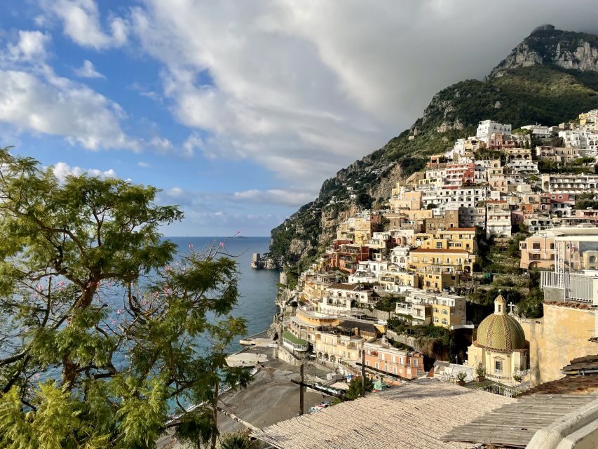 Positano: Old Town Walking Tour with Archaeologist Guide - Start at Hotel Pasitea: quick orientation before the real walking begins