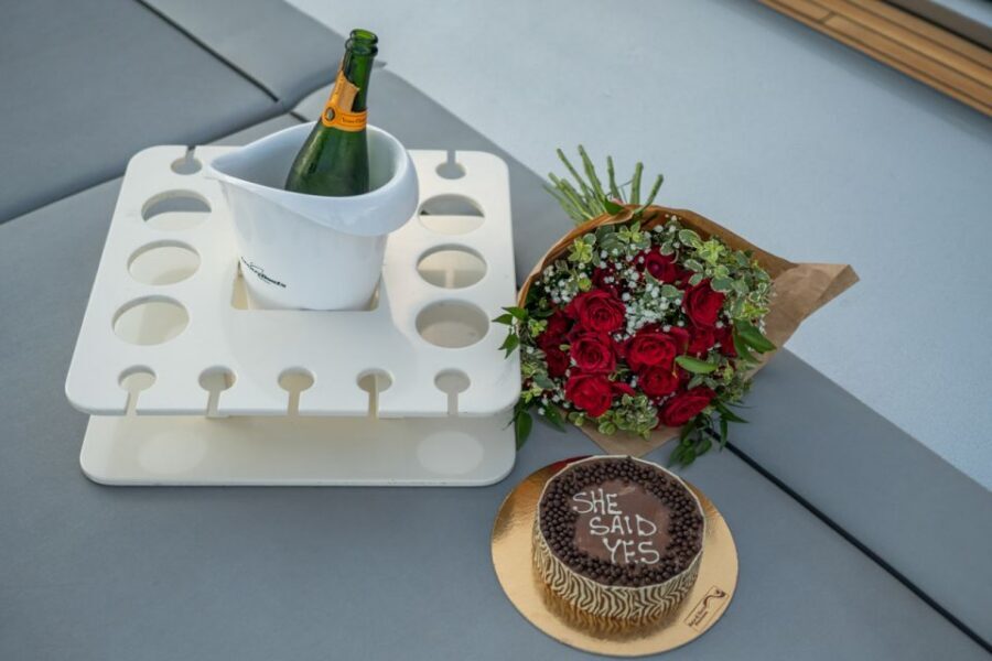 Positano: Private Sunset Boat Experience - Onboard vibe: music, WiFi, and the minibar that keeps things simple