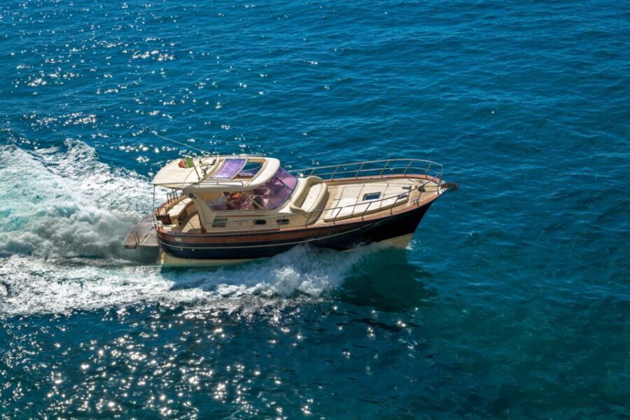 Positano: Shared Sunset Cruise - Back to Positano at Dusk: Romantic Views, No Crowds