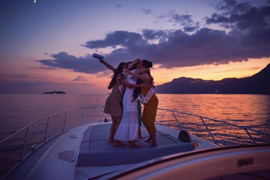 Positano: Shared Sunset Cruise - Where You Start: Getting on the Boat Without Stress