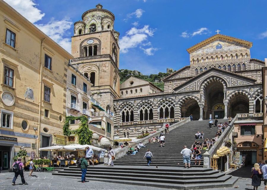 Private Amalfi Coast Vespa Tour with Audio-guide and Driver - Vespas, automatic options, and how the ride actually feels