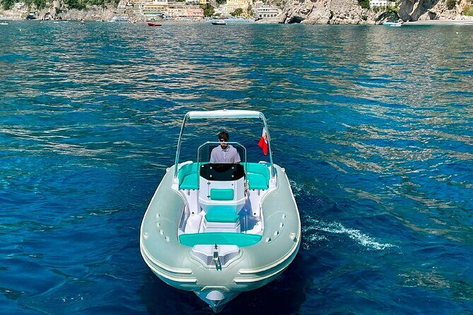 Private Boat Tour: 90 minutes in Amalfi Coast with snacks and drinks - Amalfi as the Last Stop: A Historic-Cultural Center, Seen From Sea Level