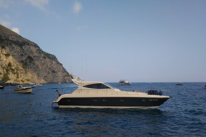 Private Cruise to Capri and Amalfi coast from Positano or Amalfi - yacht 50' - What you’re doing on the Amalfi Coast leg (from Positano to Capri)