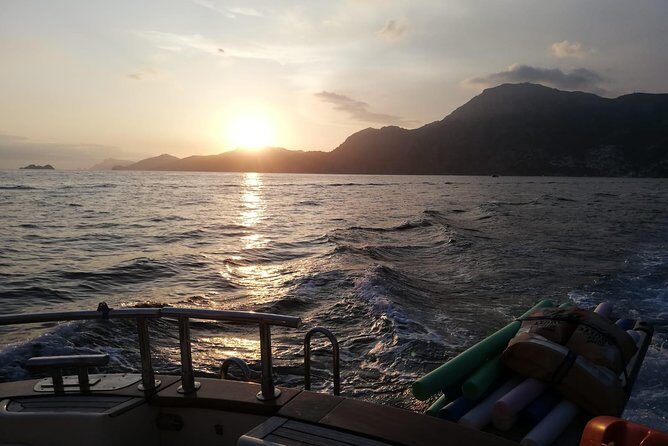 Private Sunset Cruise with Prosecco Onboard - Timing at 6:00 pm and What to Do Before You Go