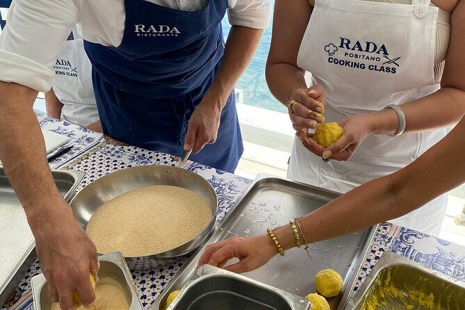 Rada Rooftop Cooking Class in Positano - The 10:30 market tour: learning what to buy (and why)
