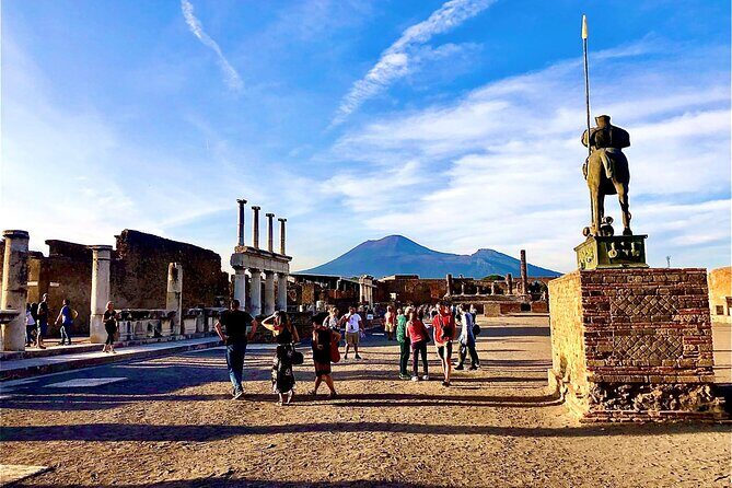 Small Group Guided Pompeii Tour from Positano - The 2h 15m guided walk: what you should pay attention to